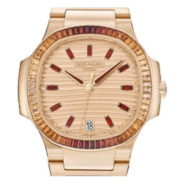 Patek Philippe Nautilus Ladies Rose Gold 35.2mm 7118/1300R-001